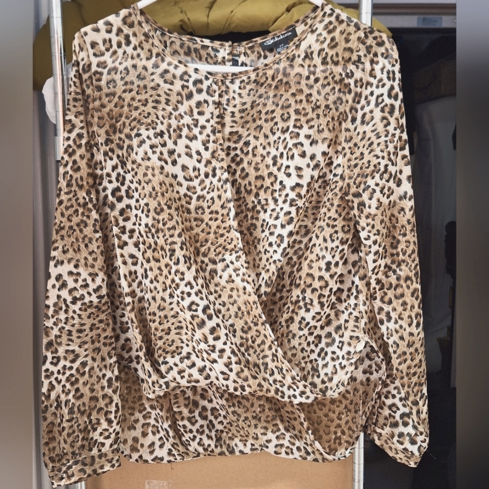 SEDUCTIONS🌹Sheer, Long-Sleeve Leopard Print Blouse